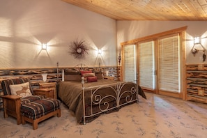 Furniture, Bedroom, Room, Indoors, Home Decor
