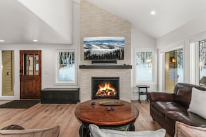 Indoors, Architecture, Building, Furniture, Living Room