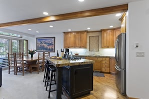 Indoors,Kitchen,Flooring,Floor,Hardwood