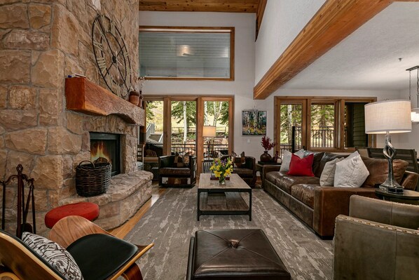Living Room, Furniture, Indoors, Home Decor, Couch