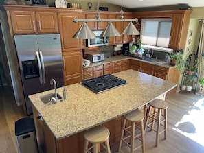 updated shared kitchen with all the essentials.