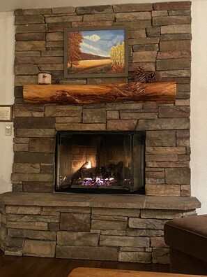 Stone gas fireplace