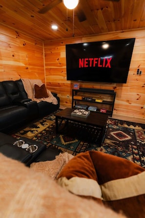 Game Room with 20+ Games