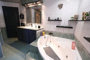 Location vacances CAUMONT-SUR-DURANCE maison à louer 1 salle de bains