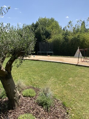 Sport court