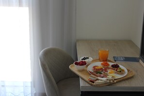 Matservice på rummet
