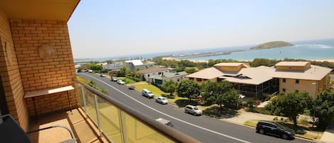 Panoramic balcony with Ocean Views