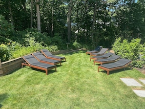 This home has a total of 10 lounge chairs.