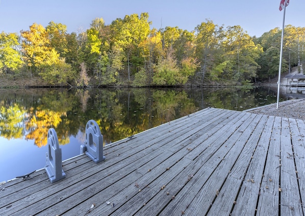 Private dock in the fall.