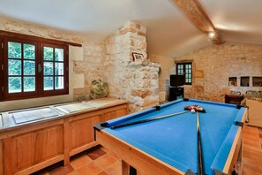 Spielezimmer
