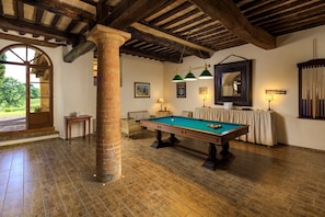 Spielezimmer