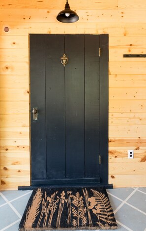 Front door from mudroom
