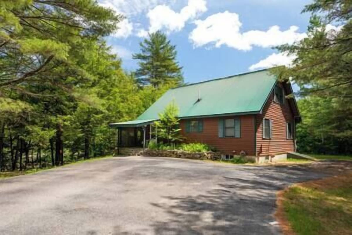 Riverfront Cabin near Lake George, Skiing, Gore Mt