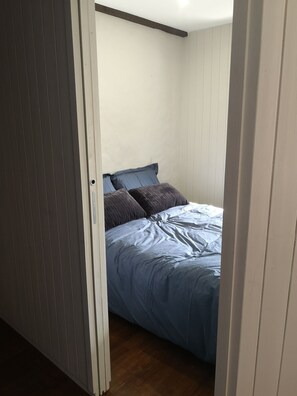 chambre 1 avec lit double 140 x 190