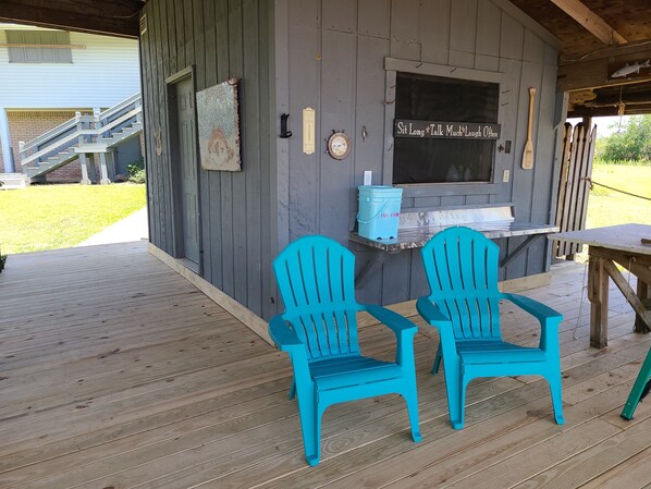 Boat house hangout