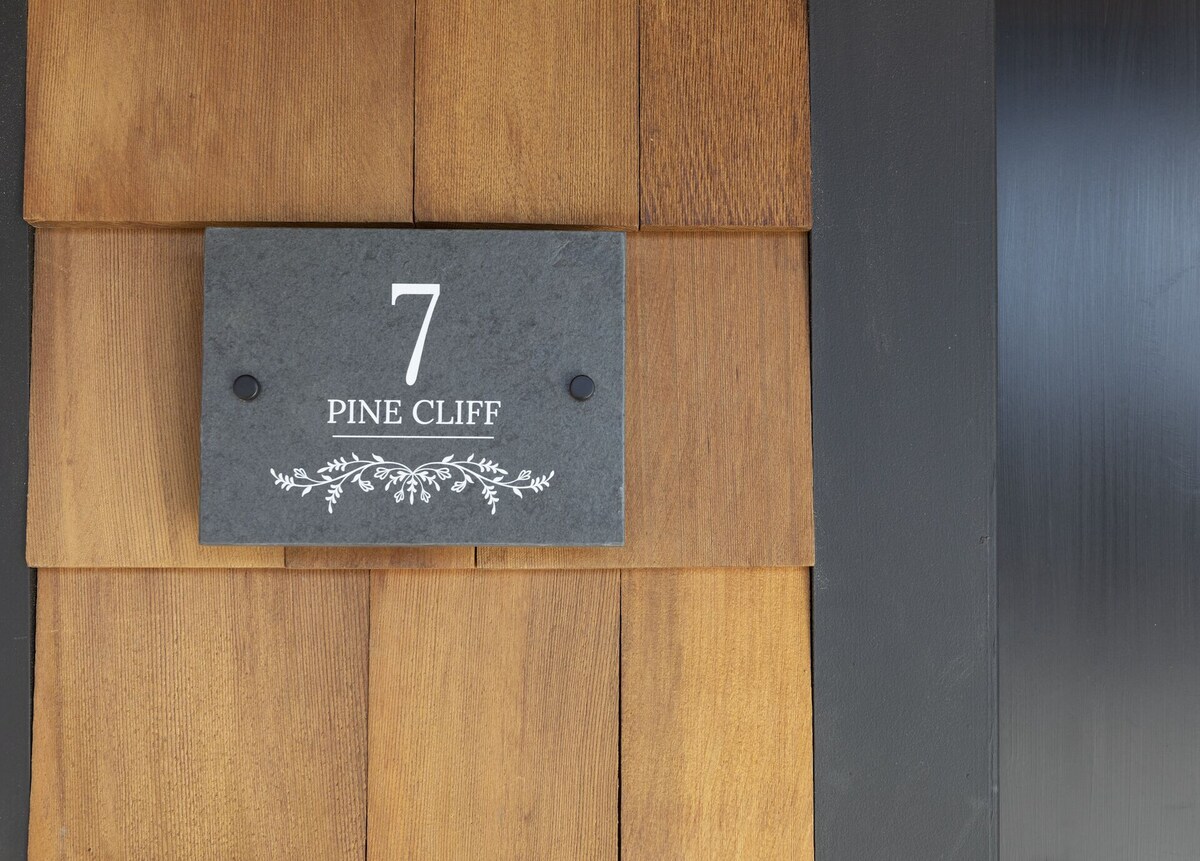1 Bed/1.5 Bath Suite #7 at The Lodge | Minutes from Sunapee Harbor & Mt. Sunapee