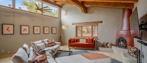 Inviting living room for relaxing after a day of skiing or exploring Santa Fe.