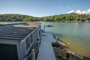 Boathouse w/ Plenty of Water Toys!