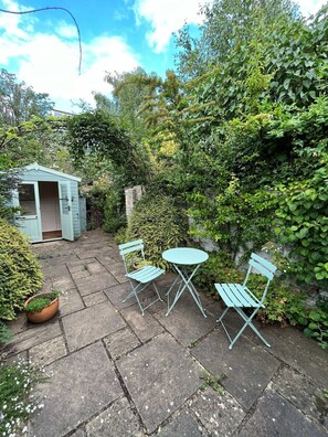 quiet and romantic private courtyard