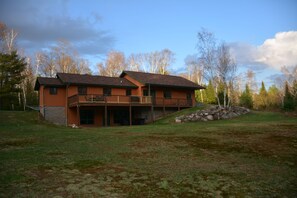 Beautiful yard with over 2 wooded acres with wildlife