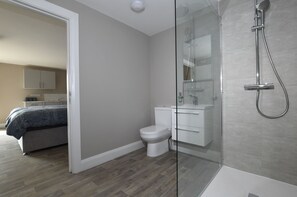 Ensuite bathroom