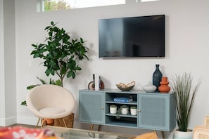 Smart TV / Console