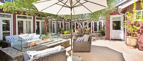 Courtyard / Firepit