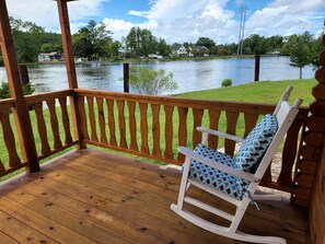 10 long porch over looking the Intracoastal Waterway. 