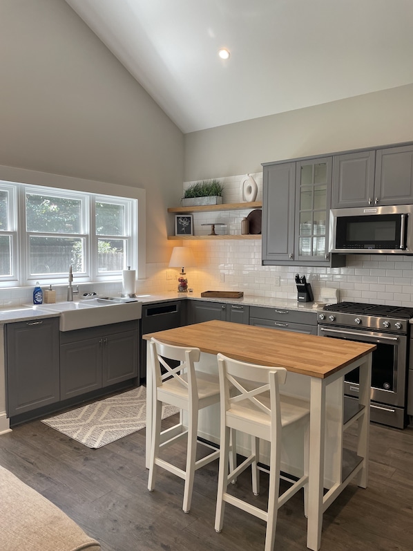 Kitchen Island for dining