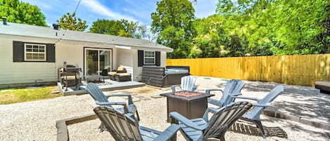 New Braunfels Vacation Rental | 4BR | 2BA | 1,400 Sq Ft | 1 Step Required
