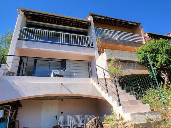 Ciel, Plante, Bâtiment, Propriété, Fenêtre, Arbre, Design Urbain, Escaliers, Maison, Immobilier