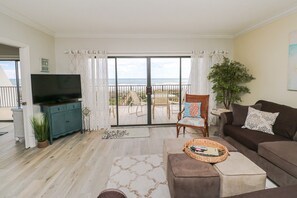 St. Augustine Ocean Front Rentals Living Room