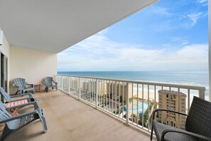 5 Crystal Tower 1608 Balcony