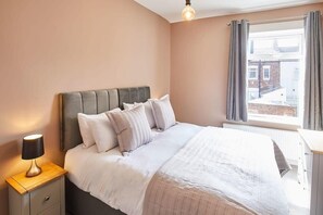 The Old Fireman's House, Saltburn-by-the-Sea - Host & Stay