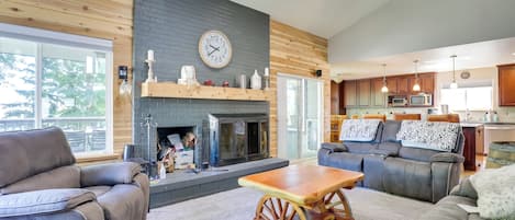 Littleton Vacation Rental | 3BR | 2BA | 2,000 Sq Ft | Steps Required