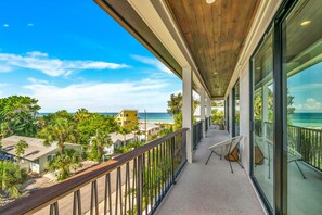 Balcony - Gulf Views