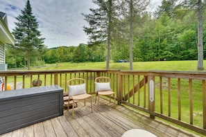 Private Deck | Fire Pit
