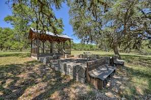 Outdoor Area with Fire Pit