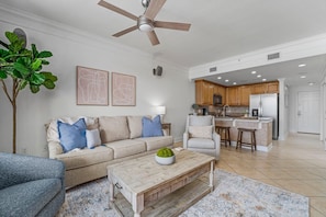 Living Area, Queen Sleeper Sofa