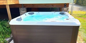 Hot tub is available with a $50 non-refundable hot tub cleaning fee!