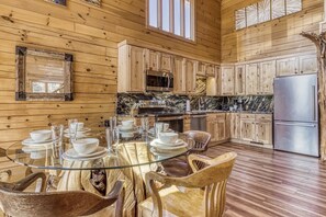 Beautiful Open Kitchen/ Dining Room