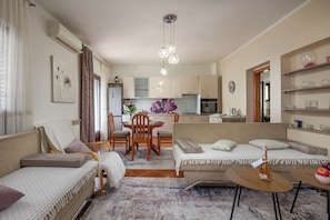 Living and dining room