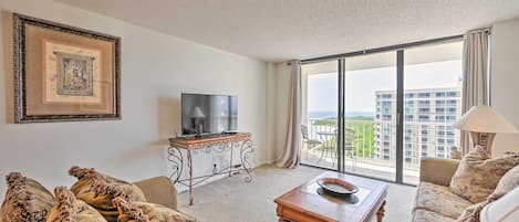 Marco Island Vacation Rental | 2BR | 2BA | Step-Free Access Via Elevator