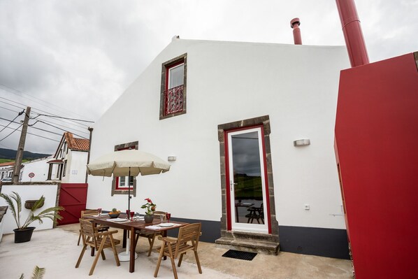 Private area with barbecue