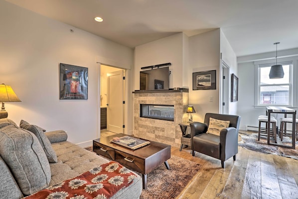 Grand Lake Vacation Rental | 1BR | 1BA | Step-Free Access | 600 Sq Ft