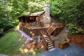 The Hideaway on Stanley Creek. A true traditional log cabin.