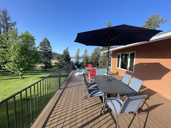 Porch seating