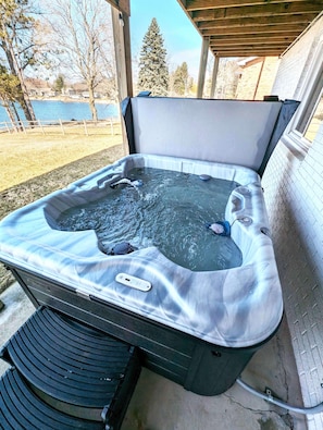 Bain à remous extérieur