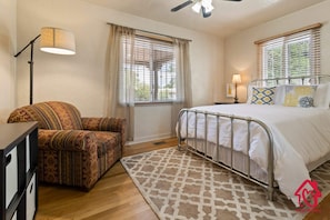 Guest bedroom with full bed