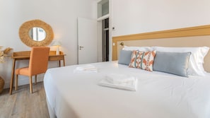 This beautifully decorated room provides a comfortable bed and sheets #comfort #decoration #portugal #pt #lisbon